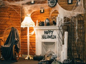 HALLOWEEN DECORATIONS